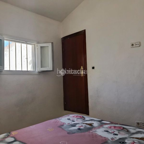 Foto bb7303a8-acd4-40cd-89e8-e09c06b21641. Casa aparellada a Pilas