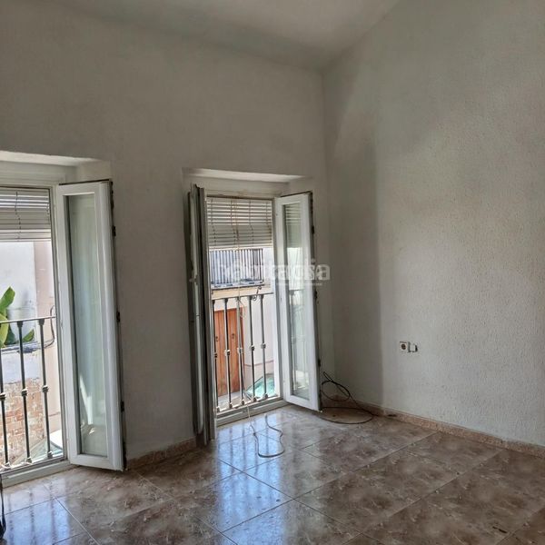 Foto e72fda3d-e154-44d2-a3b7-ff6e2c10e877. Casa aparellada a Pilas