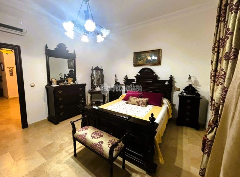 Foto 04ba0dd9-e43f-4558-bbc8-5dbd10c0d6b8. Casa aparellada amb calefacció aparcament a Pilas
