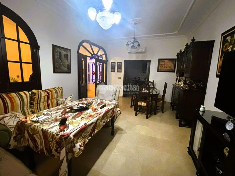Foto ffd72567-dd69-420c-b233-16af65c8986c. Casa aparellada amb calefacció aparcament a Pilas