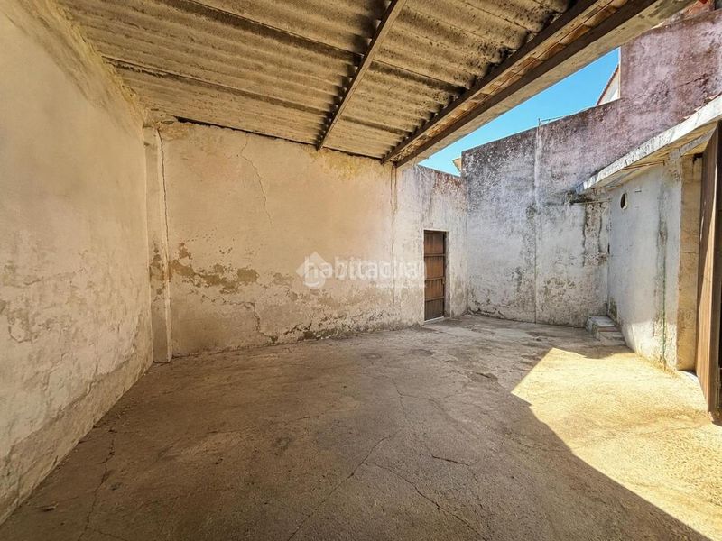 Foto 502014ec-3865-4108-b96f-50b341ac494d. Casa aparellada amb aparcament a Pilas