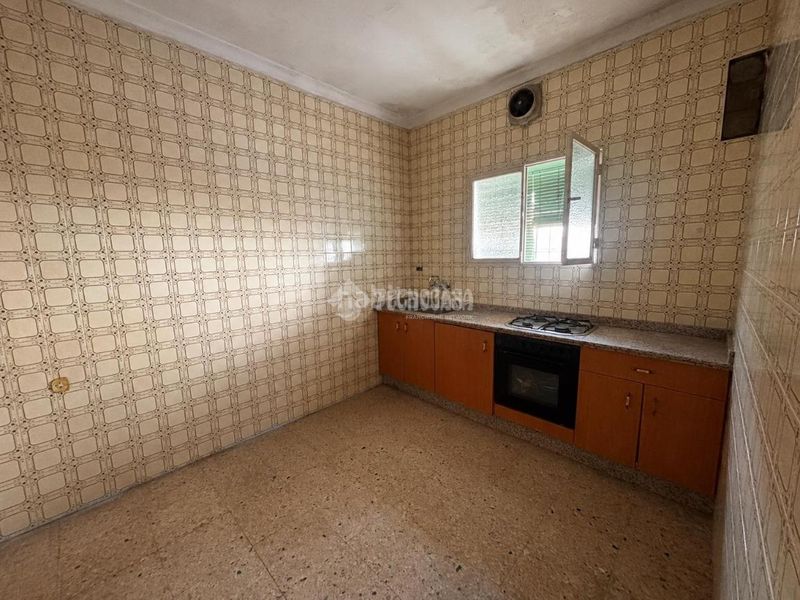 Foto 64da2b1d-62d3-4242-b120-1df1c88c87e9. Casa aparellada amb aparcament a Pilas