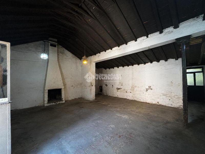 Foto 709d2730-f429-4dcc-a968-e1dd137ff08b. Casa aparellada amb aparcament a Pilas