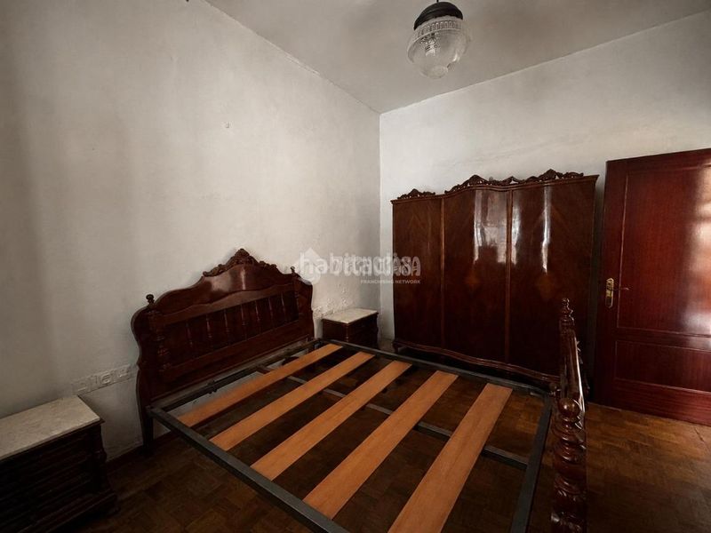 Foto aa2dd773-54f9-4b28-afb6-fa3d4db1d43e. Casa aparellada amb aparcament a Pilas