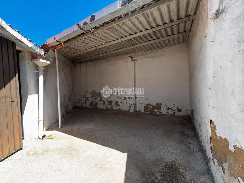 Foto bb82aac9-db9d-4310-8553-527ddd0fff35. Casa aparellada amb aparcament a Pilas