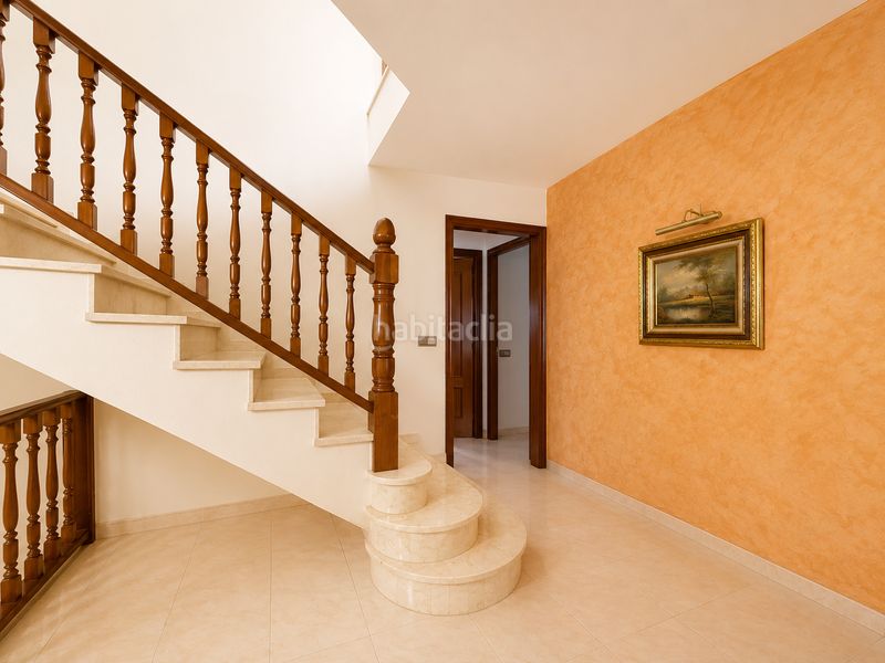 Foto e264d42e-e8d6-483d-8498-48c233bc4304. Casa adossada amb calefacció aparcament a Valldaura-Carretera de Cardona Manresa