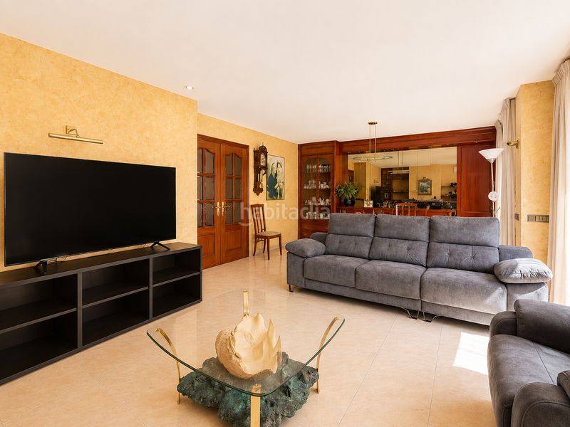 Foto e664d655-1d08-4394-8f8a-e927b896d7a4. Casa adossada amb calefacció aparcament a Valldaura-Carretera de Cardona Manresa