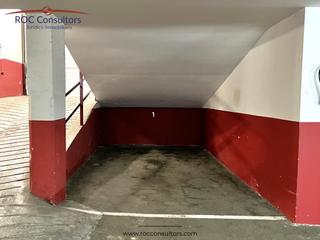 Lloguer Aparcament cotxe  De circumval·lació 82. Alquiler de plaza de aparcamiento en el centro de manresa