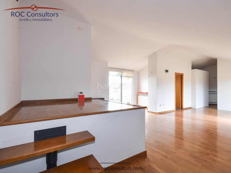 Foto 239f6b8e-c0f8-44ec-8219-5f66e731c5b9. Duplex with heating parking in Centre - Passeig i Rodalies Manresa