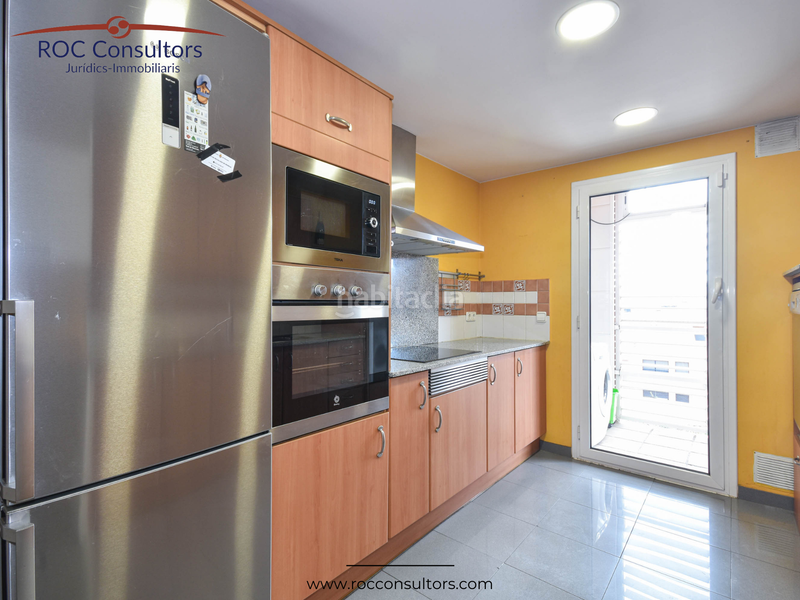 Foto 886e39fe-887d-4d18-9331-fe12668170a1. Duplex with heating parking in Centre - Passeig i Rodalies Manresa