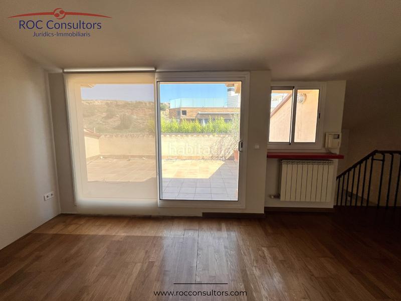 Foto c57f0d93-a5c0-4209-bb71-f3dae5d3d37b. Duplex with heating parking in Centre - Passeig i Rodalies Manresa