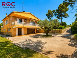 Casa  Nou. Casa a cuatro vientos con 1.803 m de parcela en el serrat de cas