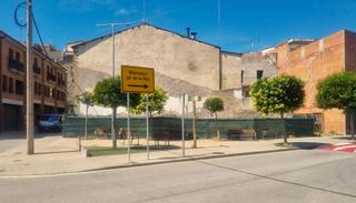Terreny residencial a A les fonts 1. Solar urbano de uso residencial