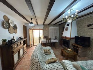 Flat  Calle santa lucia. Se vende piso en el toro planta primera y dos habitaciones y ter