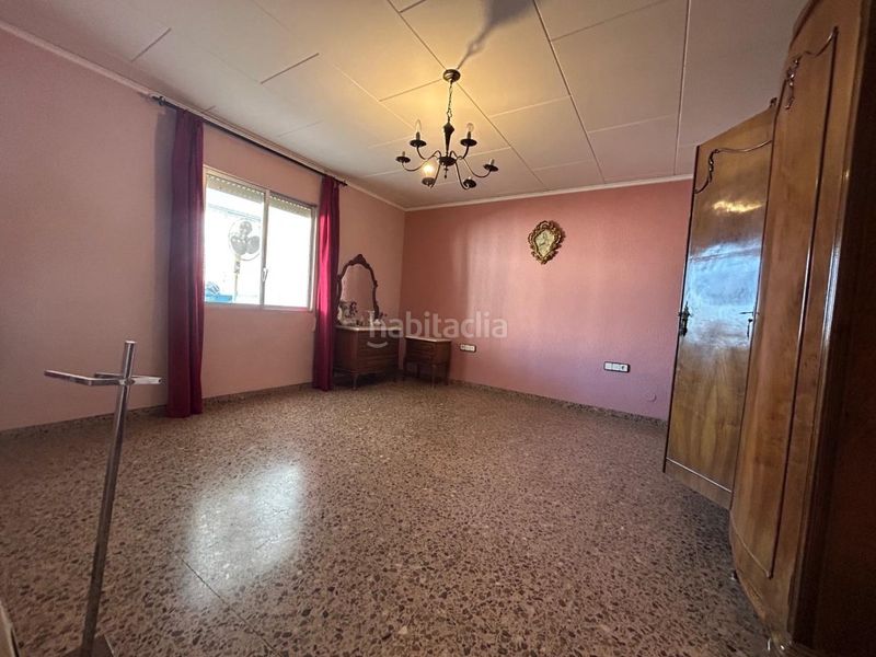 Foto a24e3cb3-c9bb-426e-8b7f-1e40e59845c6. Pis a Carcaixent