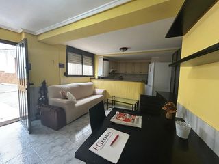 Casa  Calle parras las. Se vende casa en altura