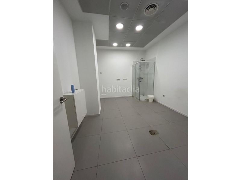Foto aaf35fe4-ceb1-46d0-863e-d245ddad1c0c. Local comercial a Centro Burriana