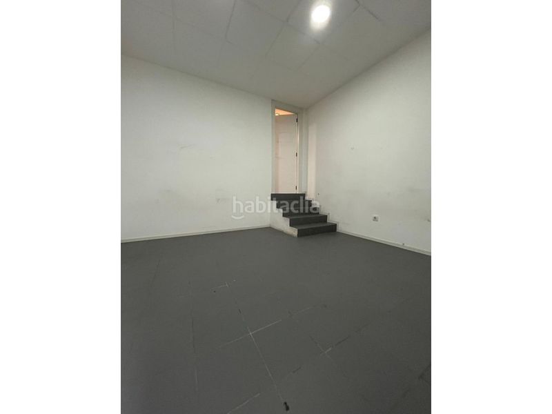 Foto b8e0c483-c628-4eae-8e04-b18076c20f5c. Local comercial a Centro Burriana
