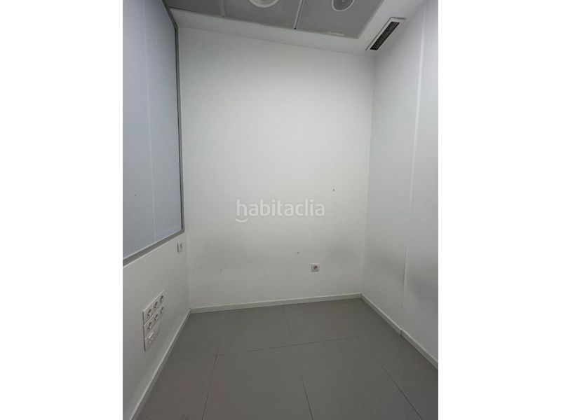 Foto bddc18b8-b12e-49a0-970a-cec297829188. Local comercial a Centro Burriana