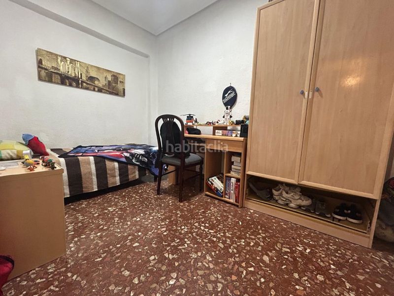 Foto b5fb4c10-b997-4290-bcbd-040383ba779a. Pis a Altura