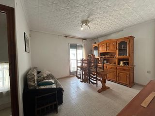 Pis  Calle mayor. Se vende piso en viver primero sin ascensor