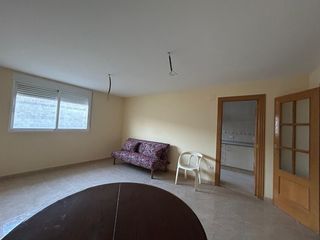 Appartement  Calle maestro octavio abat. Se vende piso en altura primero sin ascensor