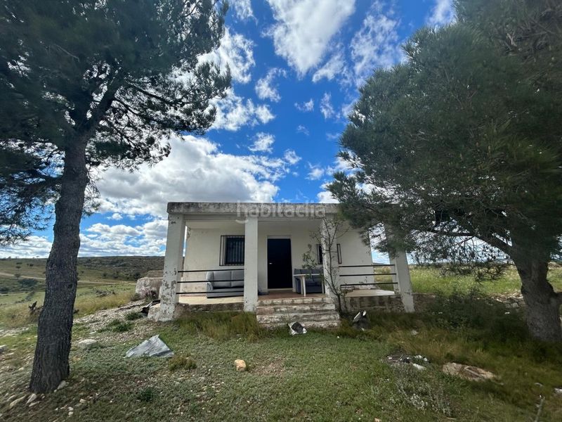 Foto c49bf20f-d597-458e-9a8b-ed5e86e12a59. Masía se vende casa de monte en termino jerica en Altura