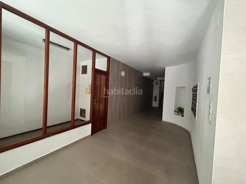 Foto 6ddde37f-8a4e-4dc6-8eb8-ee9745713284. Pis a Mont Olivet Valencia