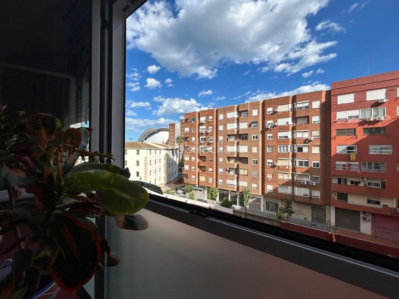 Foto c87f2361-b4d8-4f95-8c5b-3d89ca86db5c. Pis a Mont Olivet Valencia