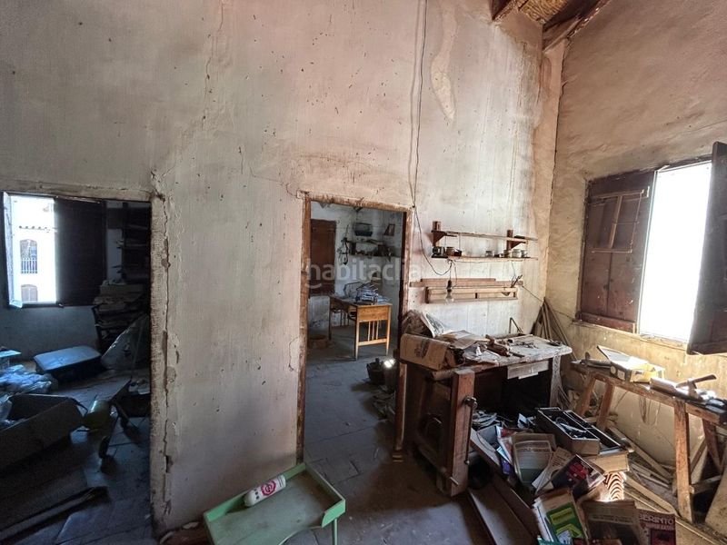 Foto 12f584de-6776-402a-b957-df1d676c56a8. Casa amb aparcament a Altura