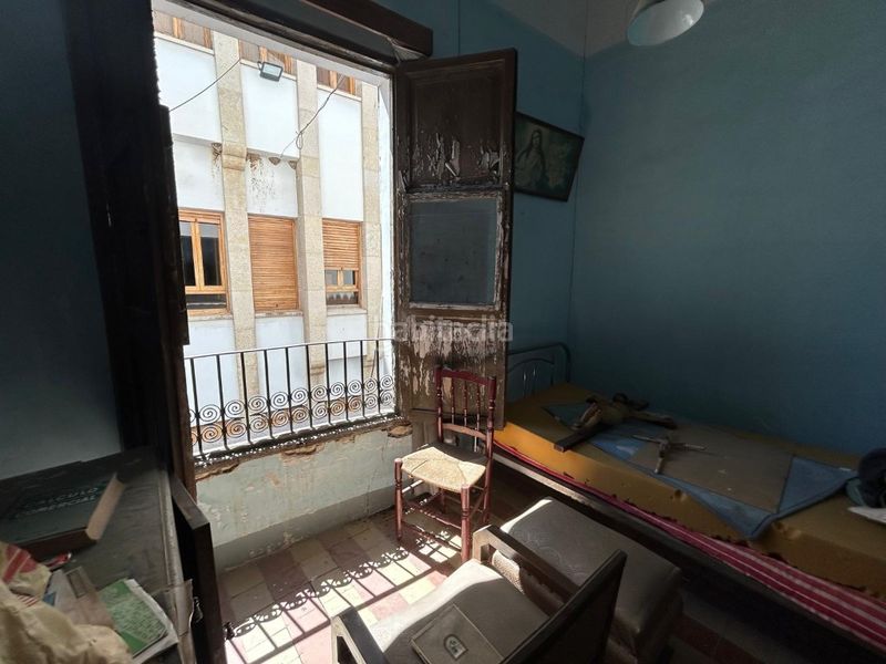 Foto ccea5011-dd5b-4046-adf7-f536cf886245. Casa amb aparcament a Altura