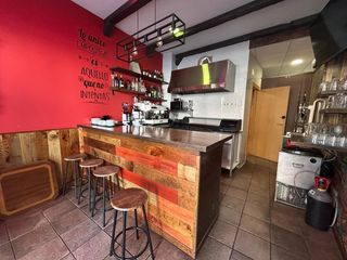 Business premise  Avenida del santo. Se vende bar tasca restaurante en bejis en la plaza principal