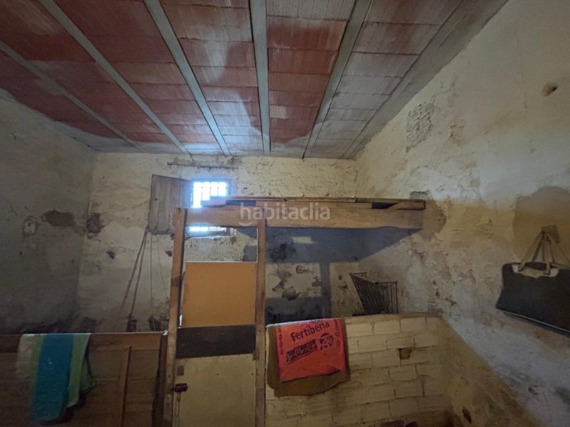 Foto f3280047-7868-47bb-923b-6577352c4740. Pis amb aparcament a Viver