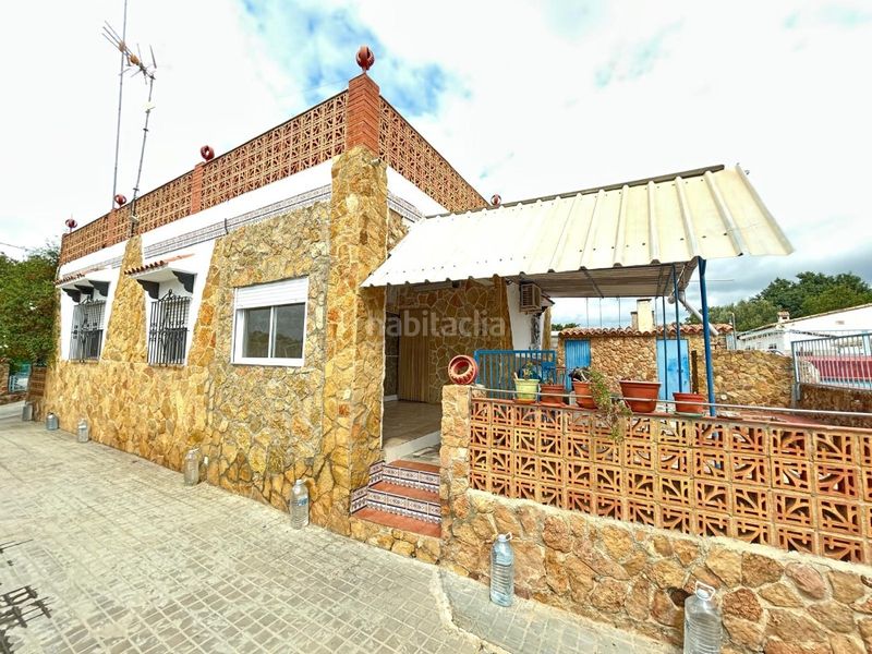 Foto 404dbf98-fbcb-43b5-9f7a-4d2e258caf85. Masia amb aparcament a Doctor Palos - Alto Palancia Sagunt