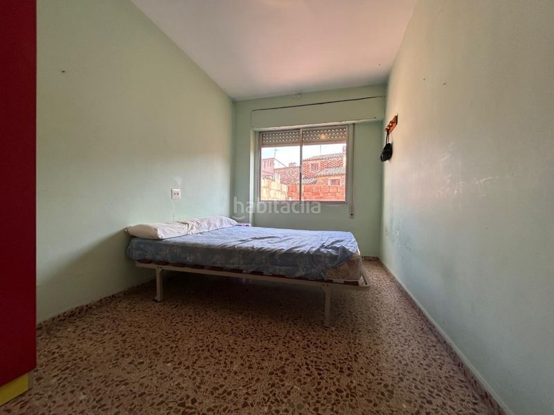 Foto b44b6d74-aaf6-4aa3-978a-8a5900090f4c. Casa amb aparcament a Altura