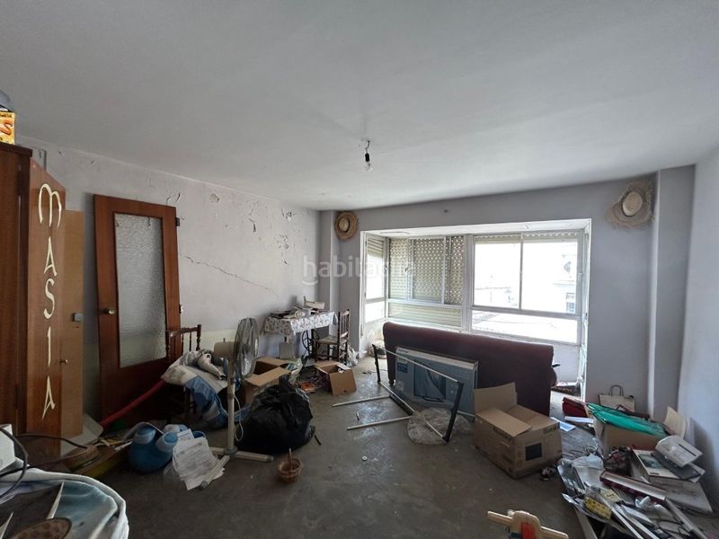 Foto b9a77b02-db7e-44b9-ad90-aecc9490f202. Casa amb aparcament a Altura