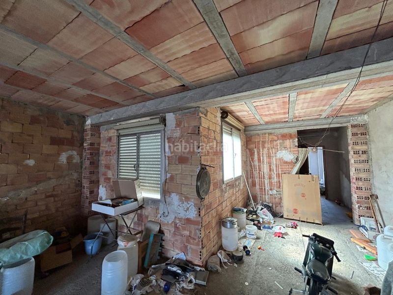 Foto b9b9db49-a7cc-4ff6-b5f7-3fd05568d5f7. Casa amb aparcament a Altura