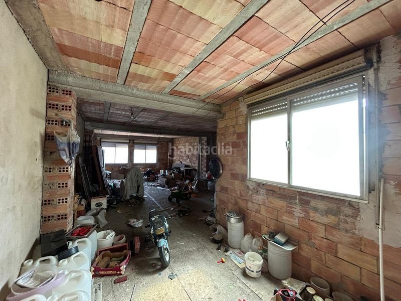 Foto e9dcc316-f81f-4283-b574-35654bb94d98. Casa amb aparcament a Altura