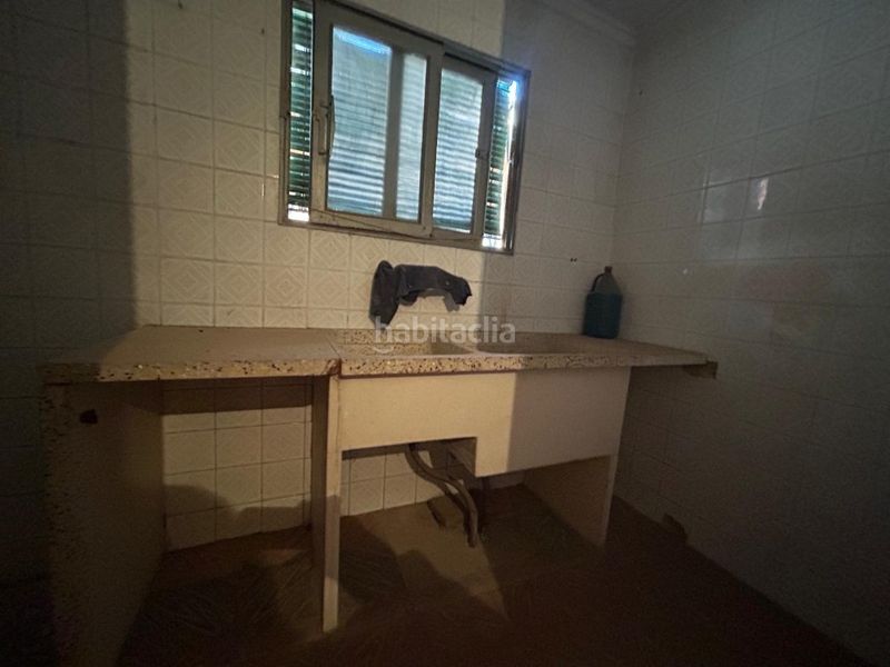 Foto 09f517bd-cdcb-449f-80c7-7a2307b9f8ac. Casa amb aparcament a Rafelbunyol