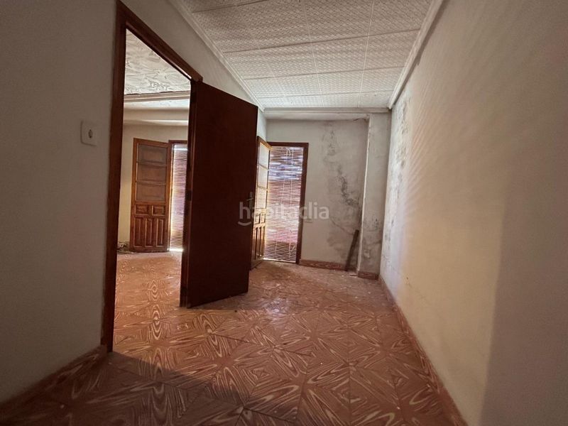 Foto 1eae0a33-955e-44e5-93d3-3f455b51d906. Casa amb aparcament a Rafelbunyol
