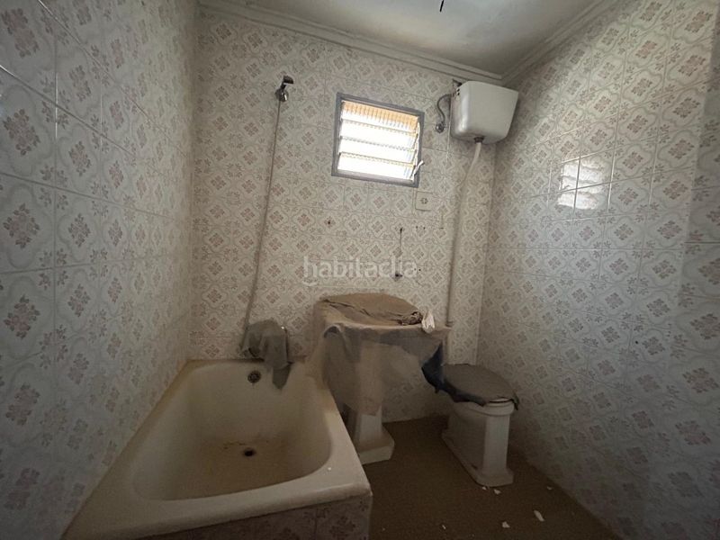Foto 6b265ce4-1792-4bd8-850c-9c91442815f2. Casa amb aparcament a Rafelbunyol