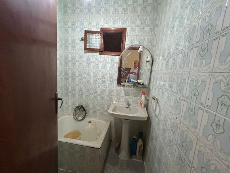 Foto bf474214-cb95-412d-bc0c-3e1319441e1d. Casa amb aparcament a Rafelbunyol