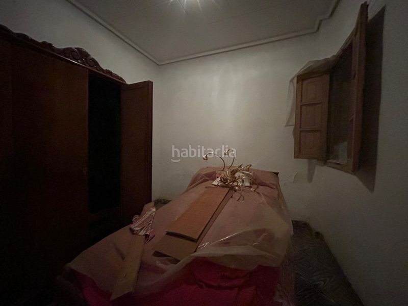 Foto dfef2e4c-7969-431d-bd86-d65dd1b788a7. Casa amb aparcament a Rafelbunyol