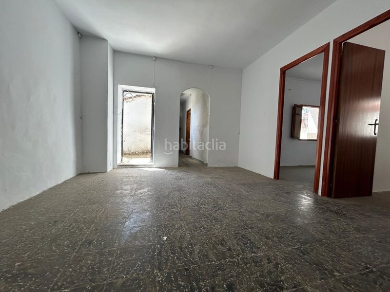 Foto 44fd1c6f-eba3-41df-801f-c998908a6408. Xalet amb aparcament a Viver