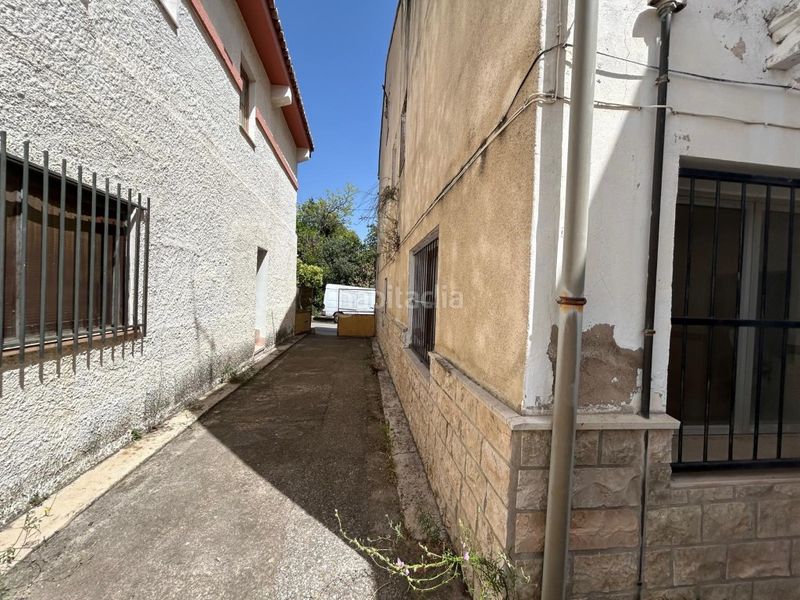 Foto 596b0375-903e-4163-b0af-5a283ad85820. Xalet amb aparcament a Viver