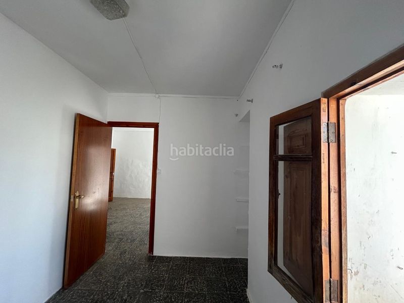 Foto bebdcfec-5bc3-477d-9cec-e008a33ab092. Xalet amb aparcament a Viver