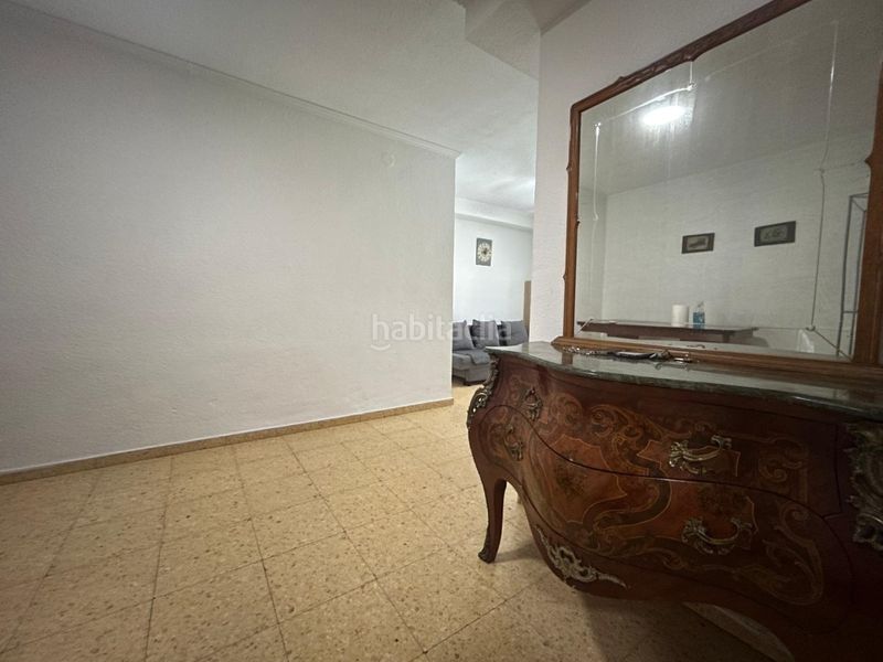 Foto a1ad696c-a6a3-4f2a-aa53-7a310275a80f. Pis a Malva Rosa Valencia