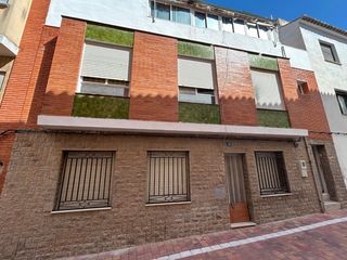 Casa  Calle talega. Se vende casa en altura de tres plantas salen tres pisos indepen