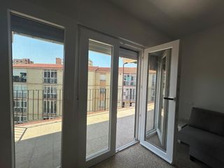 Pis  Calle apostol santiago. Se vende piso en benicasim playa junto al mar con garaje y trast