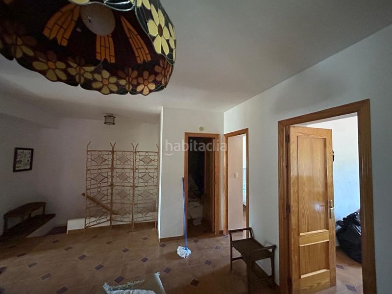 Foto 0abd53bb-2094-414a-bb25-2331b99e3731. Casa amb aparcament a Requena